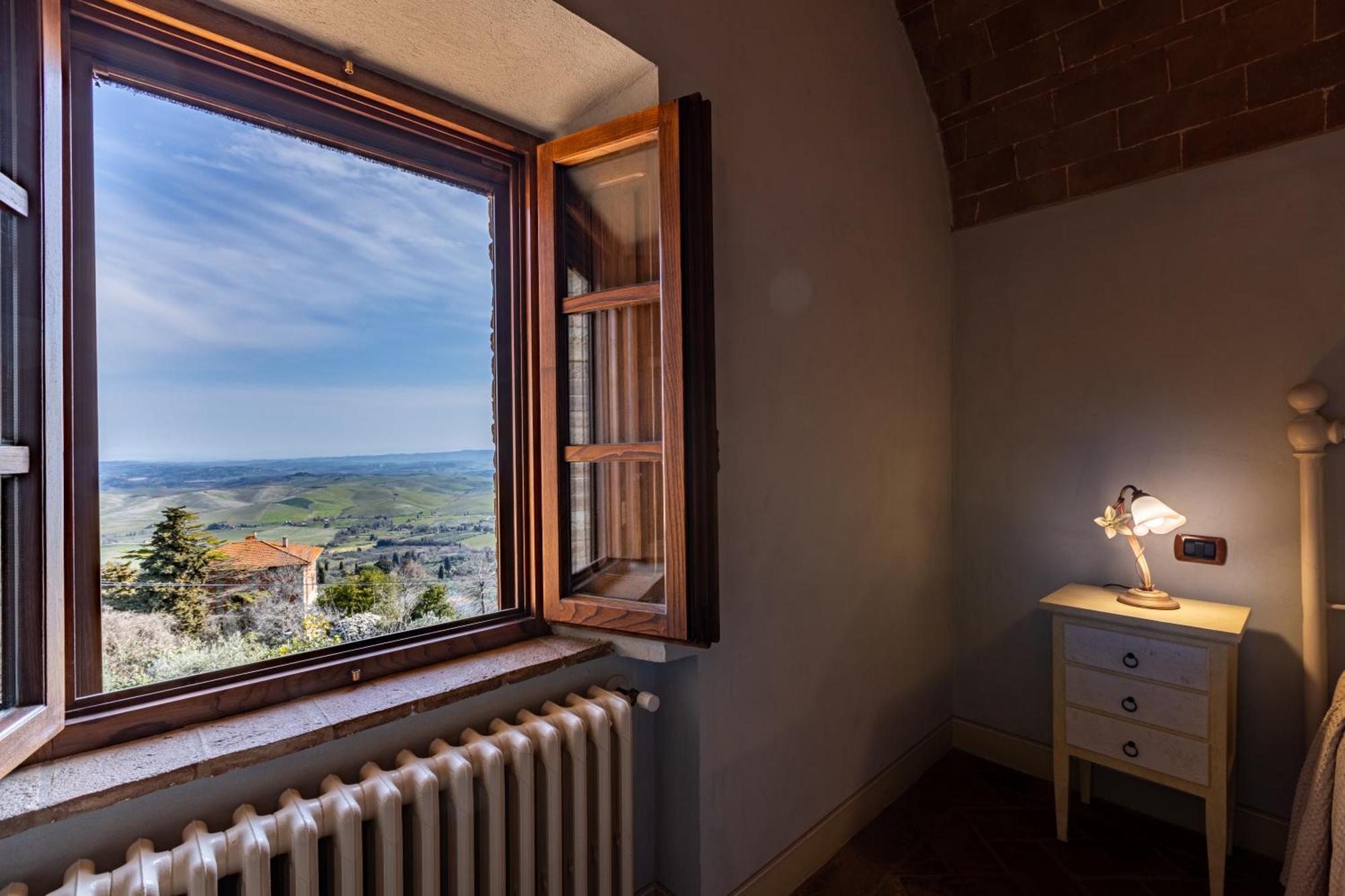 La Terrazza Villa Chianni Luaran gambar